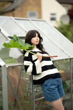 Bella Jumper - Black & White