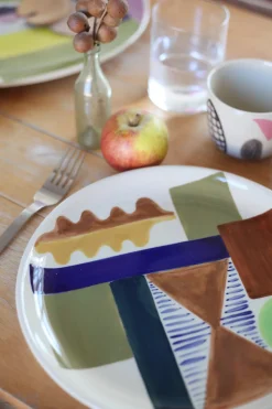 Spring Oak Dinner Plate